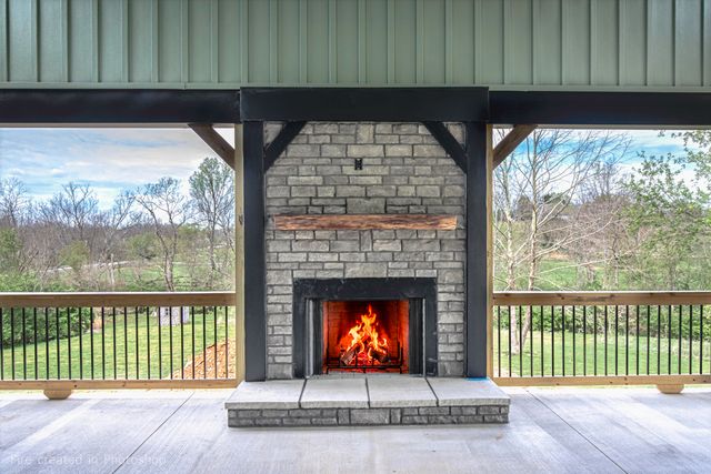 4288 Pinckard Pike, Versailles, KY 40383