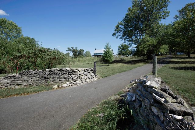 4288 Pinckard Pike, Versailles, KY 40383