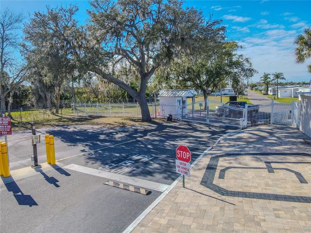 2101 HILO DRIVE, Holiday, FL 34691