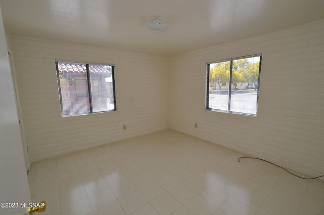 4115 E North St Apt 2, Tucson, AZ 85712
