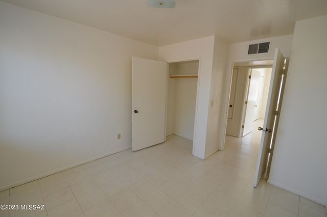 4115 E North St Apt 2, Tucson, AZ 85712