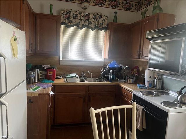 814 Cameron Avenue, Winston-salem, NC 27101