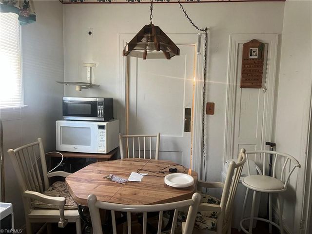 814 Cameron Avenue, Winston-salem, NC 27101