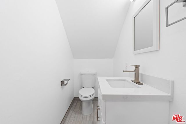 122 Buccaneer Street 1, Marina Del Rey, CA 90292