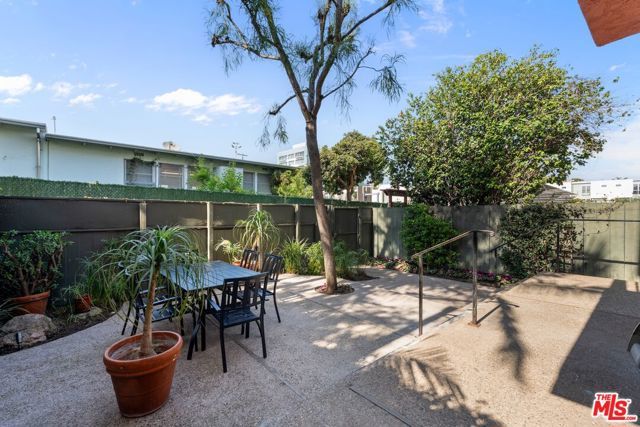 122 Buccaneer Street 1, Marina Del Rey, CA 90292