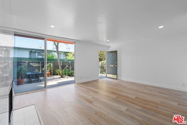 122 Buccaneer Street 1, Marina Del Rey, CA 90292