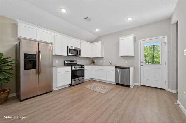 813 Jefferson Avenue, Cleveland, TX 77327