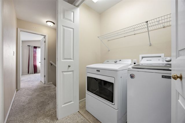1217 Acacia Drive NE, Cedar Rapids, IA 52402