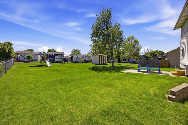 1217 Acacia Drive NE, Cedar Rapids, IA 52402