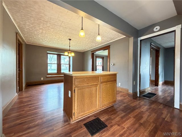 136 Parce Avenue, Perinton, NY 14450