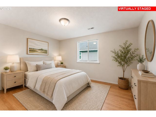 1115 E 11TH St, Lafayette, OR 97127