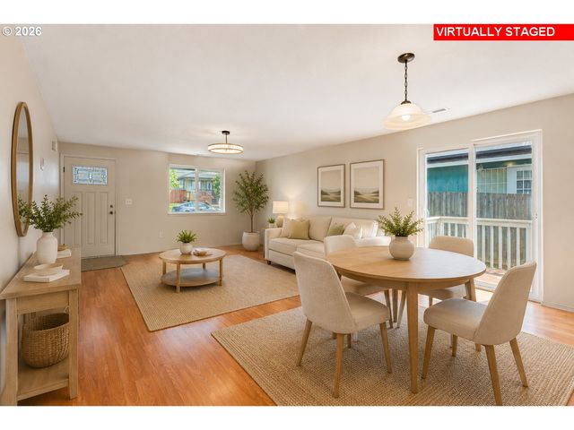 1115 E 11TH St, Lafayette, OR 97127
