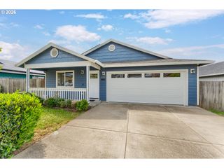 1115 E 11TH St, Lafayette, OR 97127