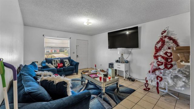 913 CHARMIL AVENUE, Lake Alfred, FL 33850