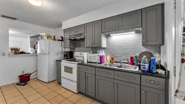 913 CHARMIL AVENUE, Lake Alfred, FL 33850