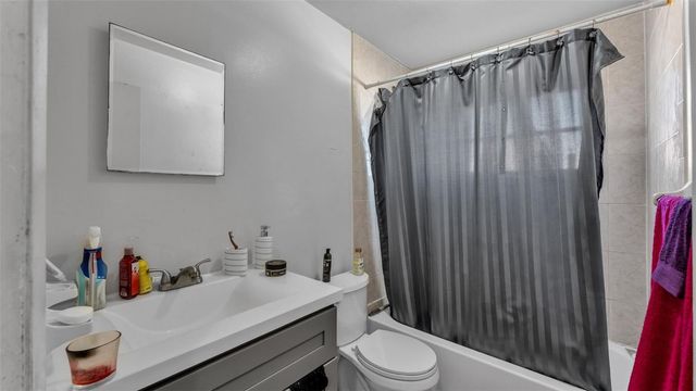 913 CHARMIL AVENUE, Lake Alfred, FL 33850