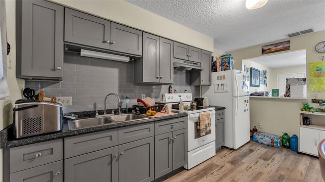 913 CHARMIL AVENUE, Lake Alfred, FL 33850