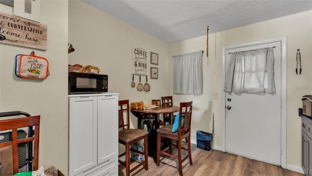 913 CHARMIL AVENUE, Lake Alfred, FL 33850