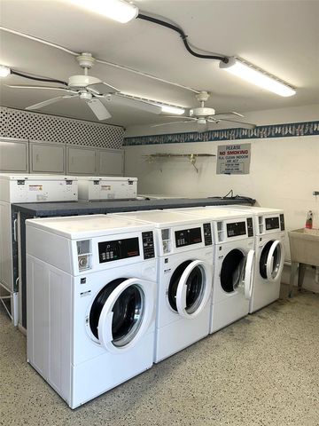4520 OVERLOOK DRIVE NE 132, St Petersburg, FL 33703