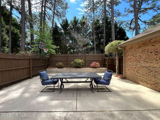 100 Bridle Path Circle, Pinehurst, NC 28374