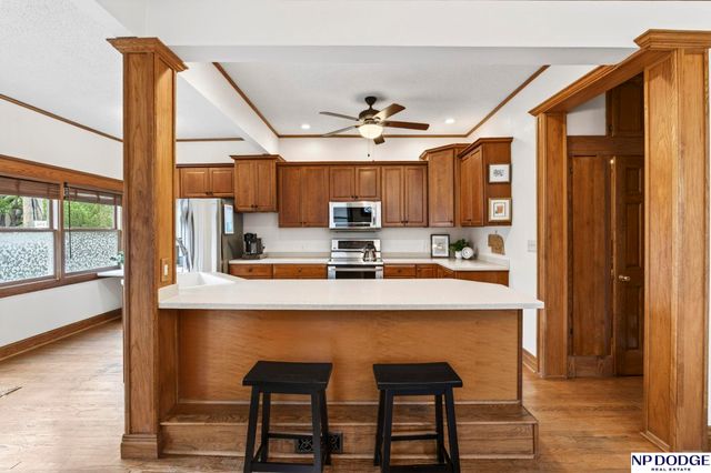 1514 S 33rd Street, Omaha, NE 68105
