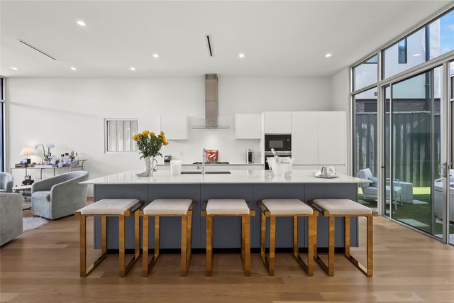 5411 Melrose Avenue, Dallas, TX 75206