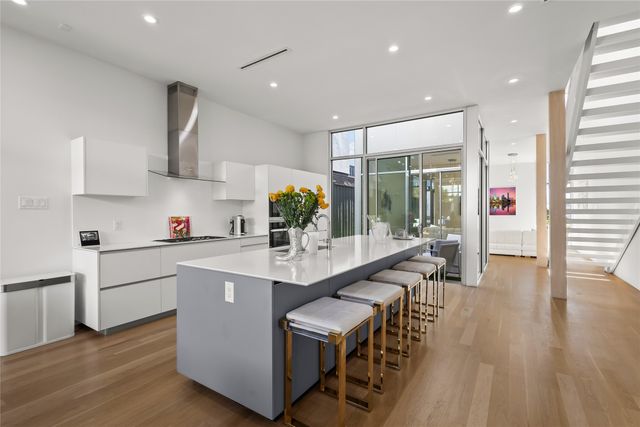 5411 Melrose Avenue, Dallas, TX 75206