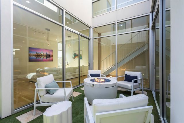 5411 Melrose Avenue, Dallas, TX 75206