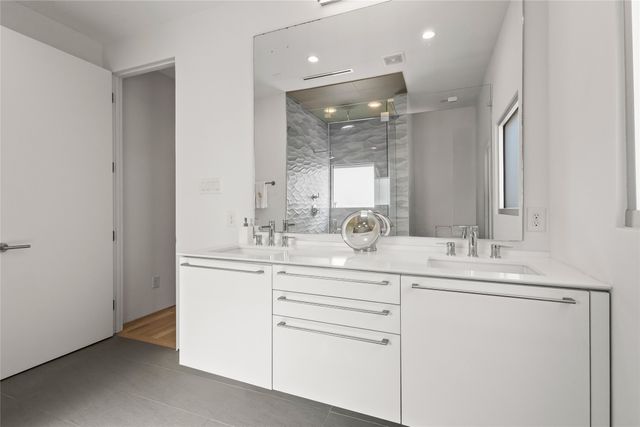 5411 Melrose Avenue, Dallas, TX 75206