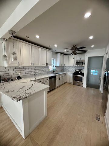 6436 S Lamon Avenue, Chicago, IL 60638