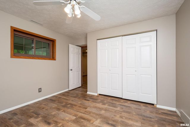 4490 Hamilton Dr Drive, Bettendorf, IA 52722