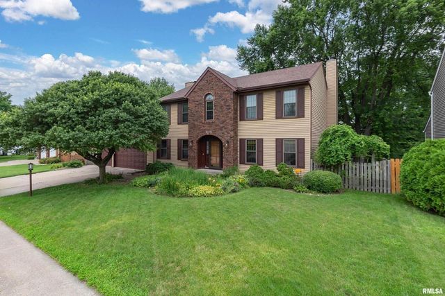 4490 Hamilton Dr Drive, Bettendorf, IA 52722