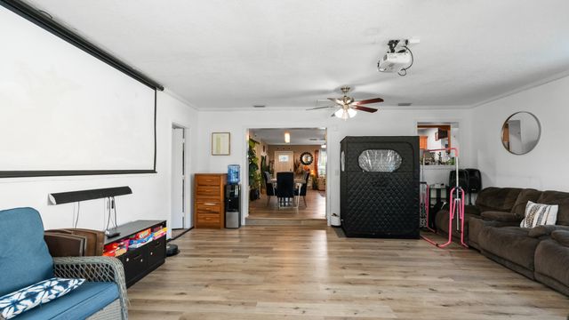 386 SE Oakridge Drive, Port St. Lucie, Port St Lucie, FL 34984