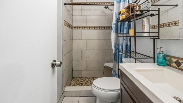 386 SE Oakridge Drive, Port St. Lucie, Port St Lucie, FL 34984