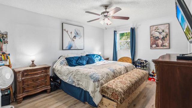 386 SE Oakridge Drive, Port St. Lucie, Port St Lucie, FL 34984