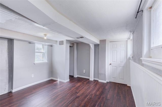 6534 Nashville Avenue, St Louis, MO 63139
