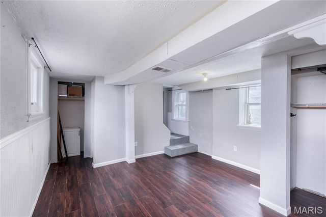 6534 Nashville Avenue, St Louis, MO 63139