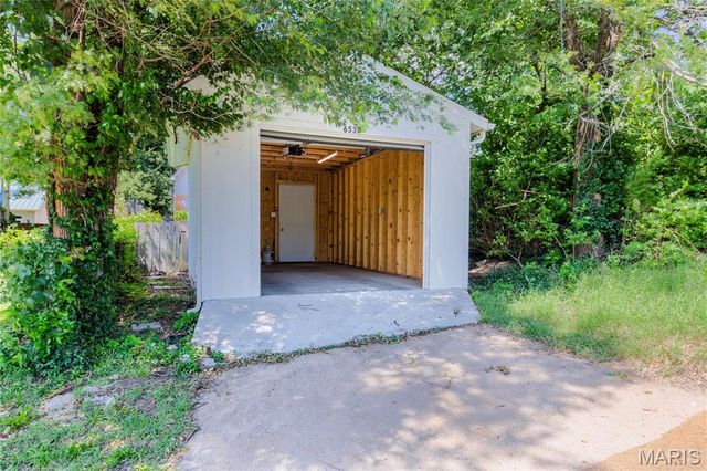6534 Nashville Avenue, St Louis, MO 63139