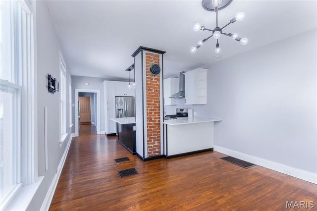 6534 Nashville Avenue, St Louis, MO 63139