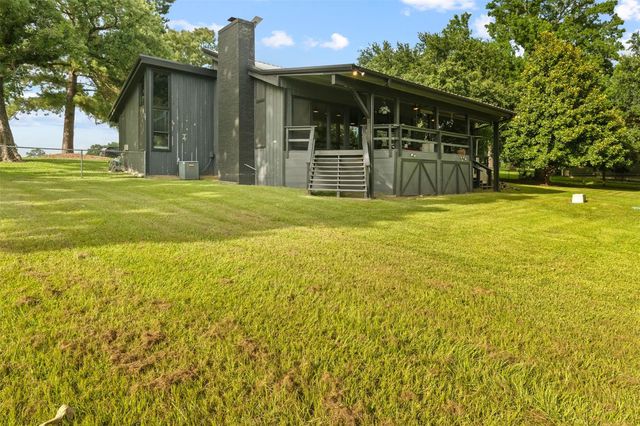 1445 Tara Drive, Trinity, TX 75862
