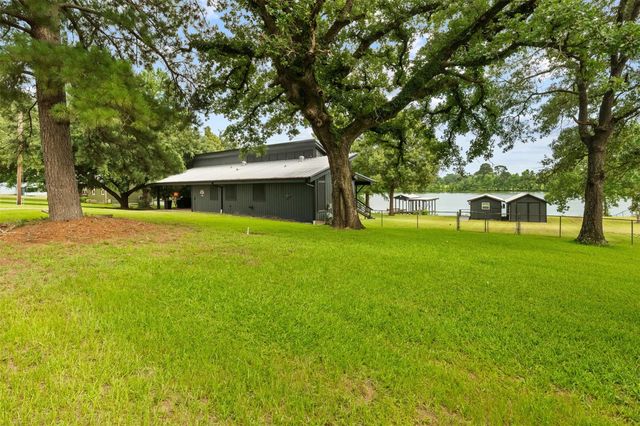 1445 Tara Drive, Trinity, TX 75862