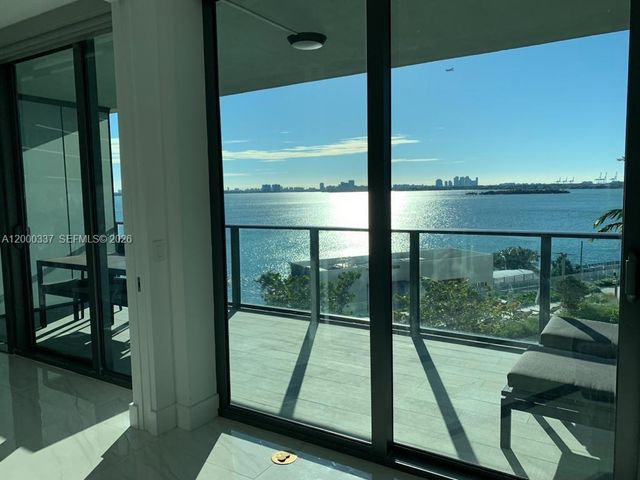 650 NE 32 St 705, Miami, FL 33137