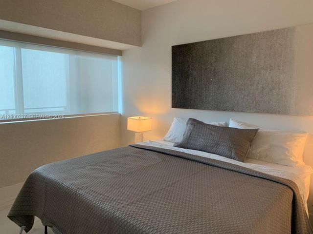 650 NE 32 St 705, Miami, FL 33137