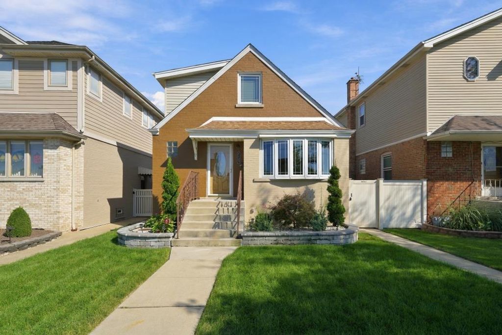 5227 S Mulligan Avenue, Chicago, IL 60638 — exterior