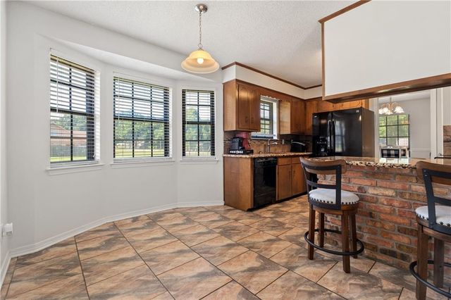 2861 Charmingdale Drive W, Mobile, AL 36618
