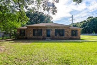 2861 Charmingdale Drive W, Mobile, AL 36618