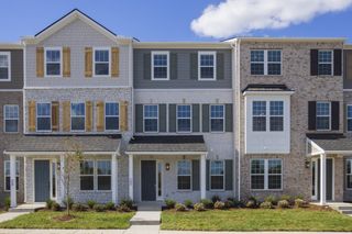 148 Barton Village Boulevard, Lebanon, TN 37090