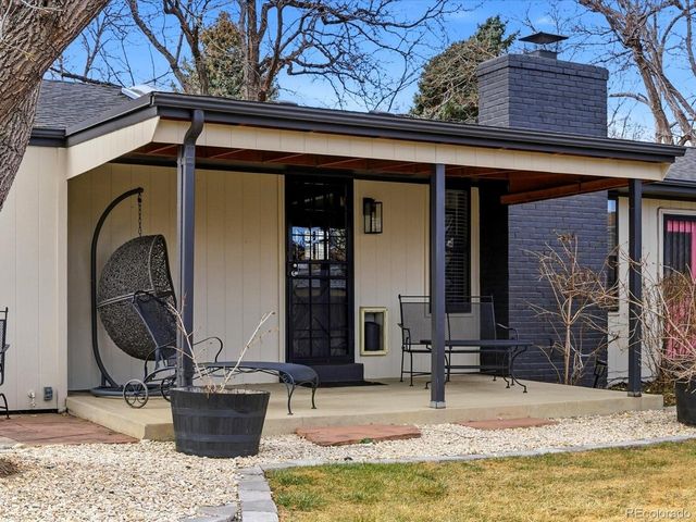 8512 Gray Ct, Arvada, CO 80003