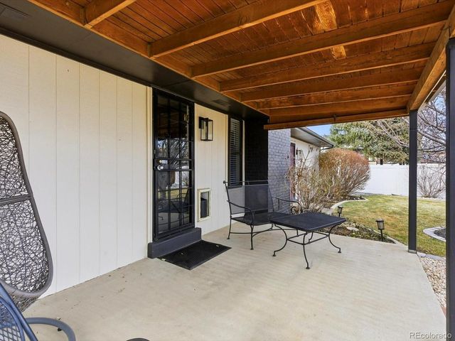 8512 Gray Ct, Arvada, CO 80003