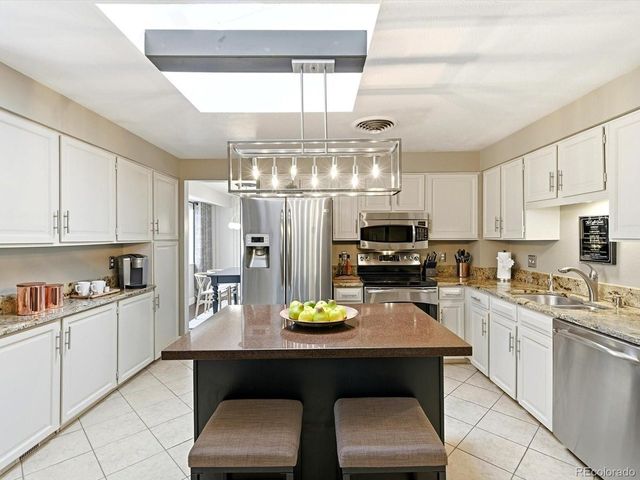 8512 Gray Ct, Arvada, CO 80003